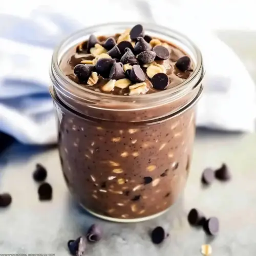 Chocolate Protein Overnight Oats