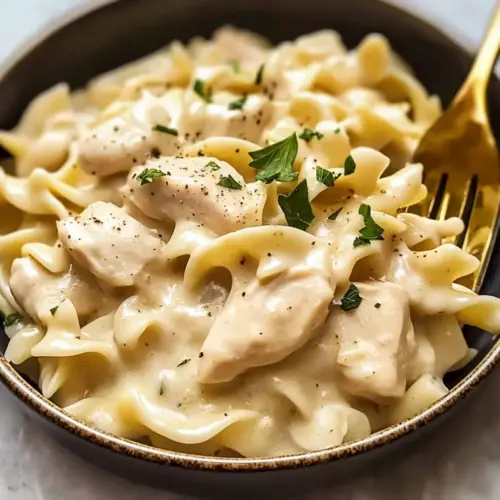 Easy One Pot Chicken and Noodles